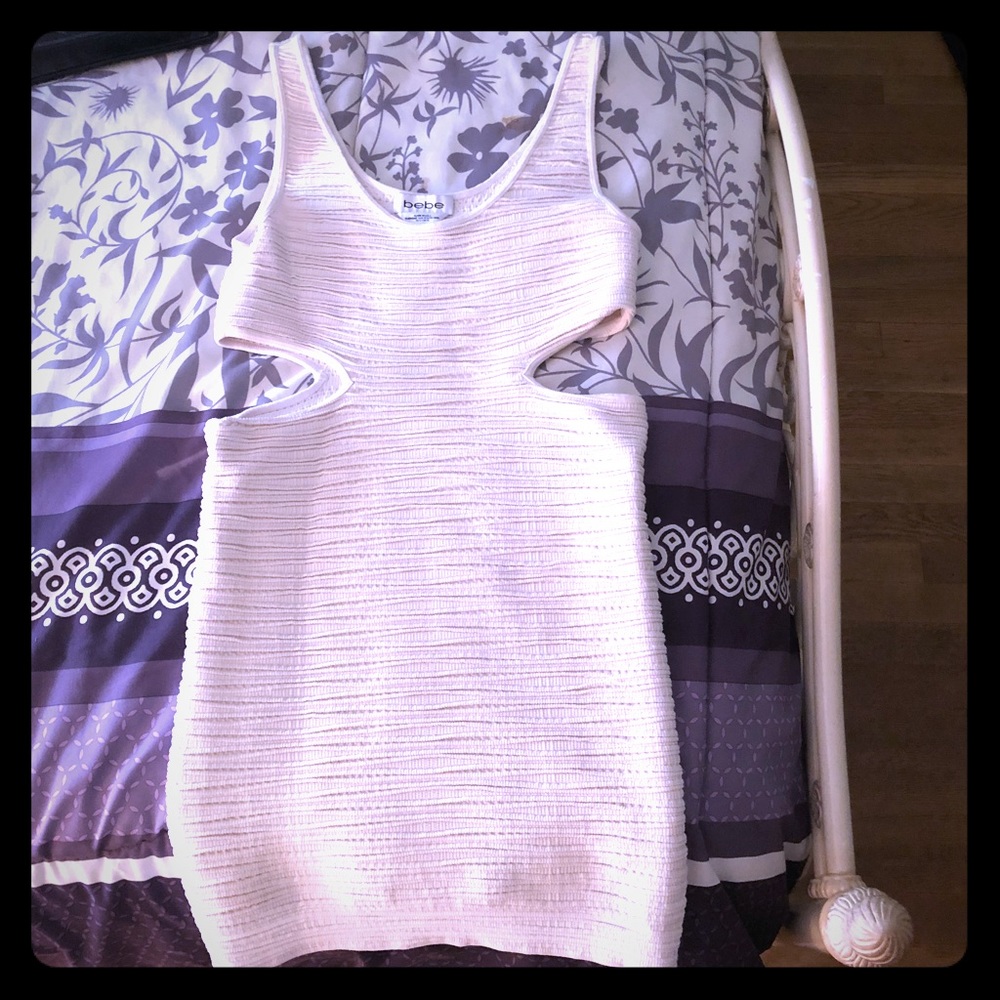 Bebe white dress m/l